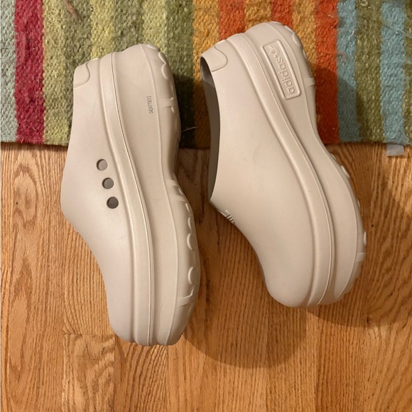 Adidas Adiform Stan Smith Mule Shoes - Picture 2 of 4